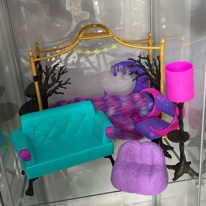 Monster High Furniture